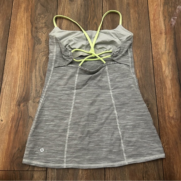 Lululemon Top - Picture 2 of 6